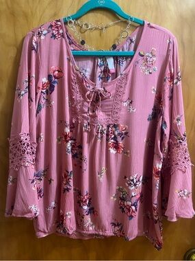 Style & Co. Pink Floral Lace-Trim Peasant Blouse